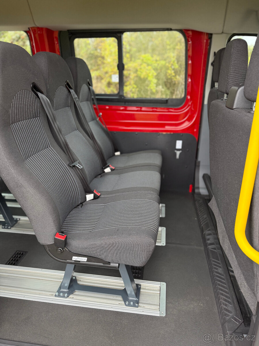 Ford Transit 2.2 TDCI rok 2015 9 Míst 68.247 km STK:10/27 - 18