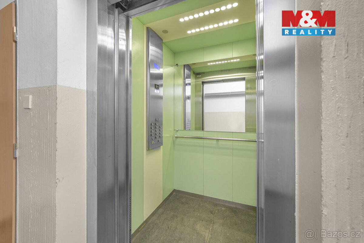 Prodej bytu 3+kk, 54 m², Hradec Králové, ul. Uhelná - 18