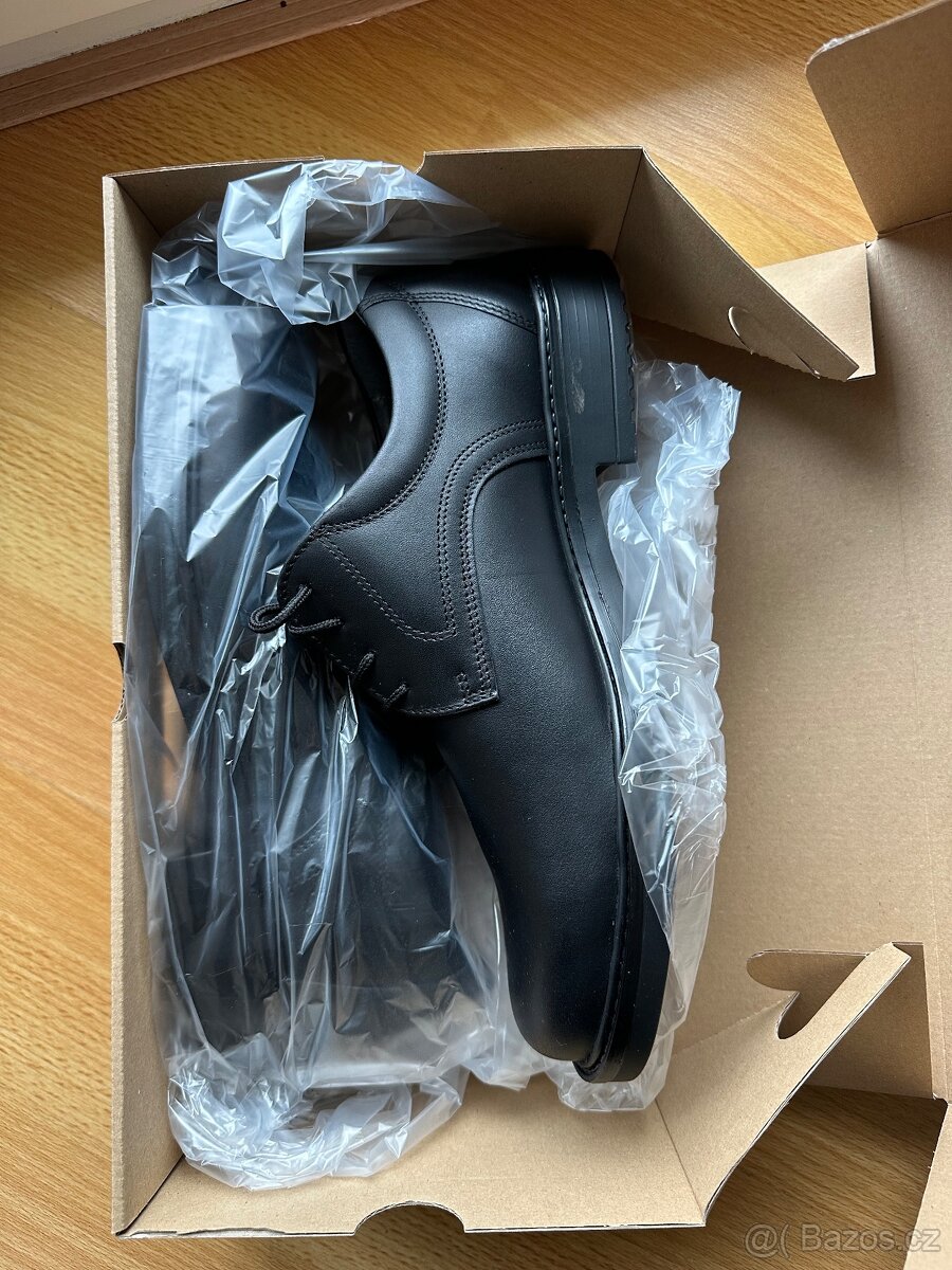 Slavnostní uniforma Vojenské Policie + boty a doplňky - 18