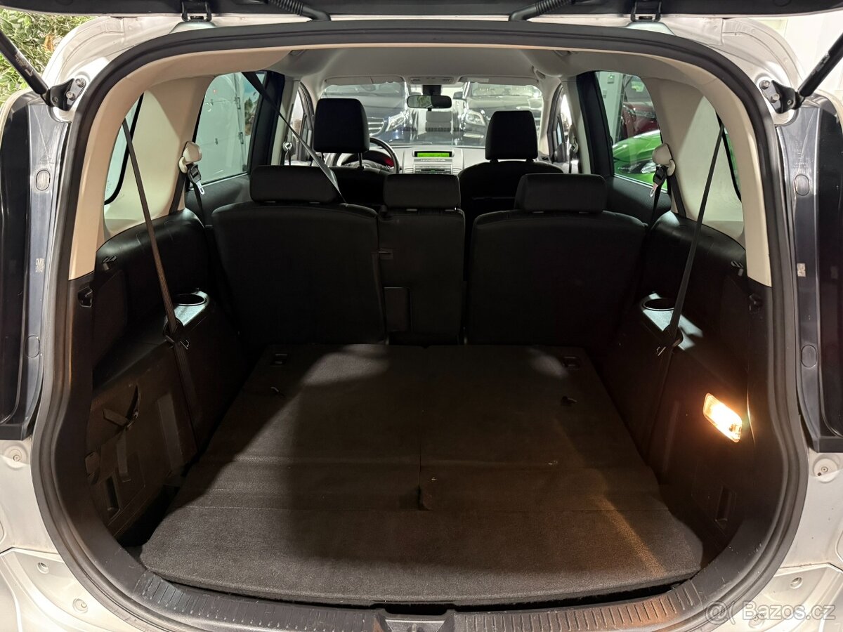 Mazda 5 2,0 i TX PLUS 7 MÍST VÝHŘEV 123.000 km STK 10/27 - 18