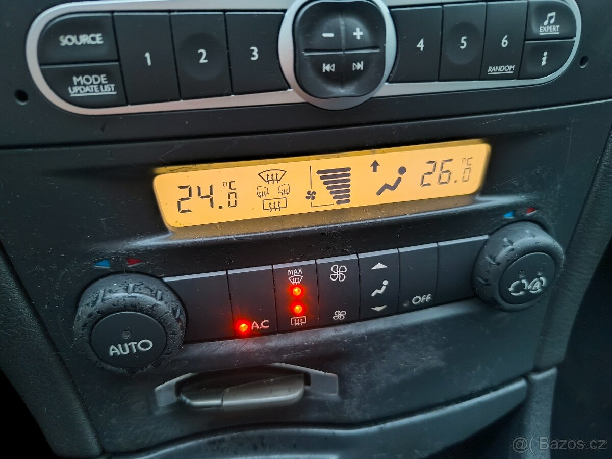 Renault Laguna, 1.9DCI,PĚKNÁ,180KM,VÝBAVA,CENA - 18