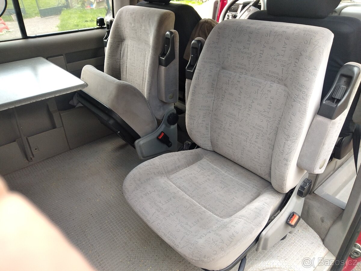 Vw Multivan 2.5tdi 75kw - 18