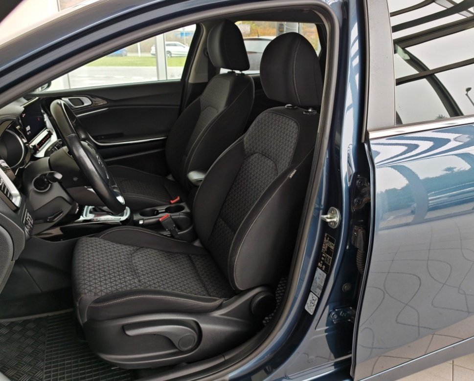 Kia Ceed SW 1.6 CRDi 100KW MHEV Gold A/T - 18