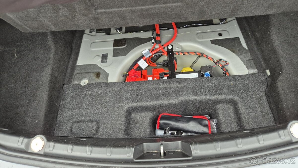 BMW 650i XDRIVE 4,4i 330 kW - 18