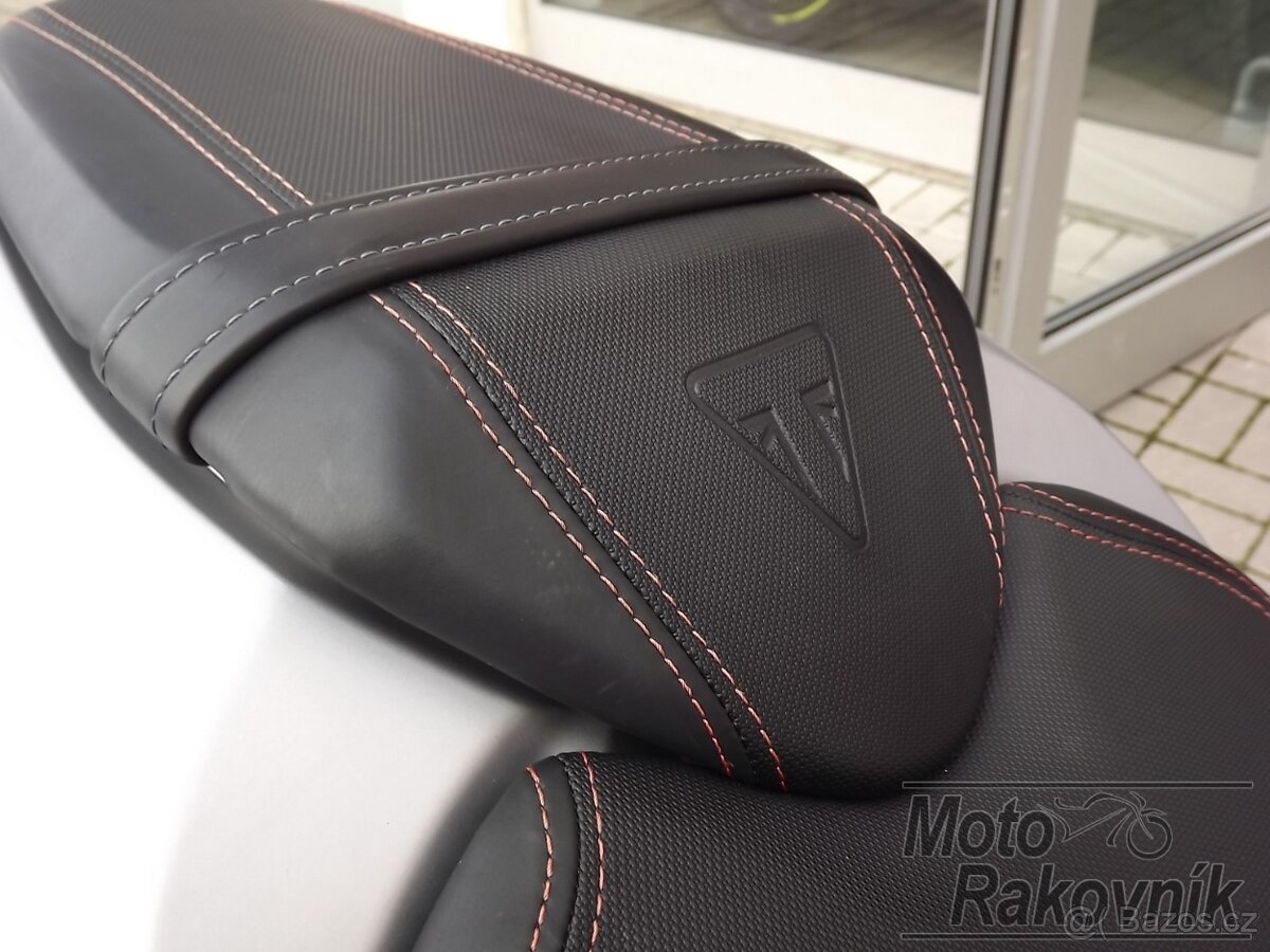 Triumph Street Triple 765 - 18