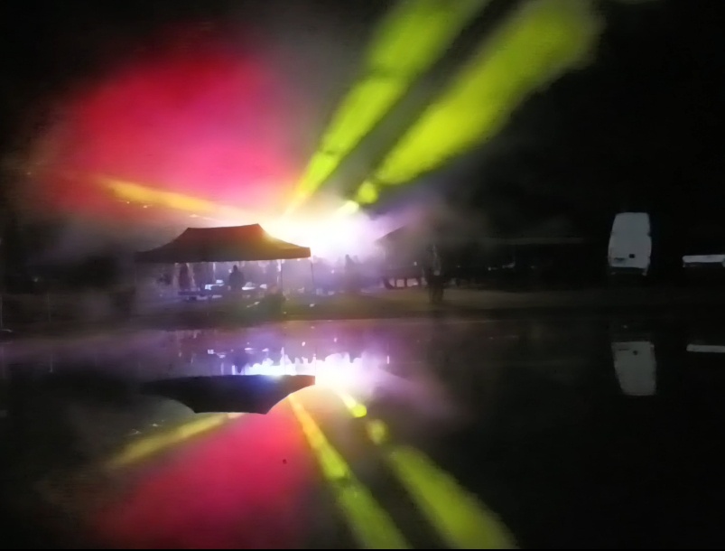 Novinka ..180 w Beam/Spot/Zoom - 18