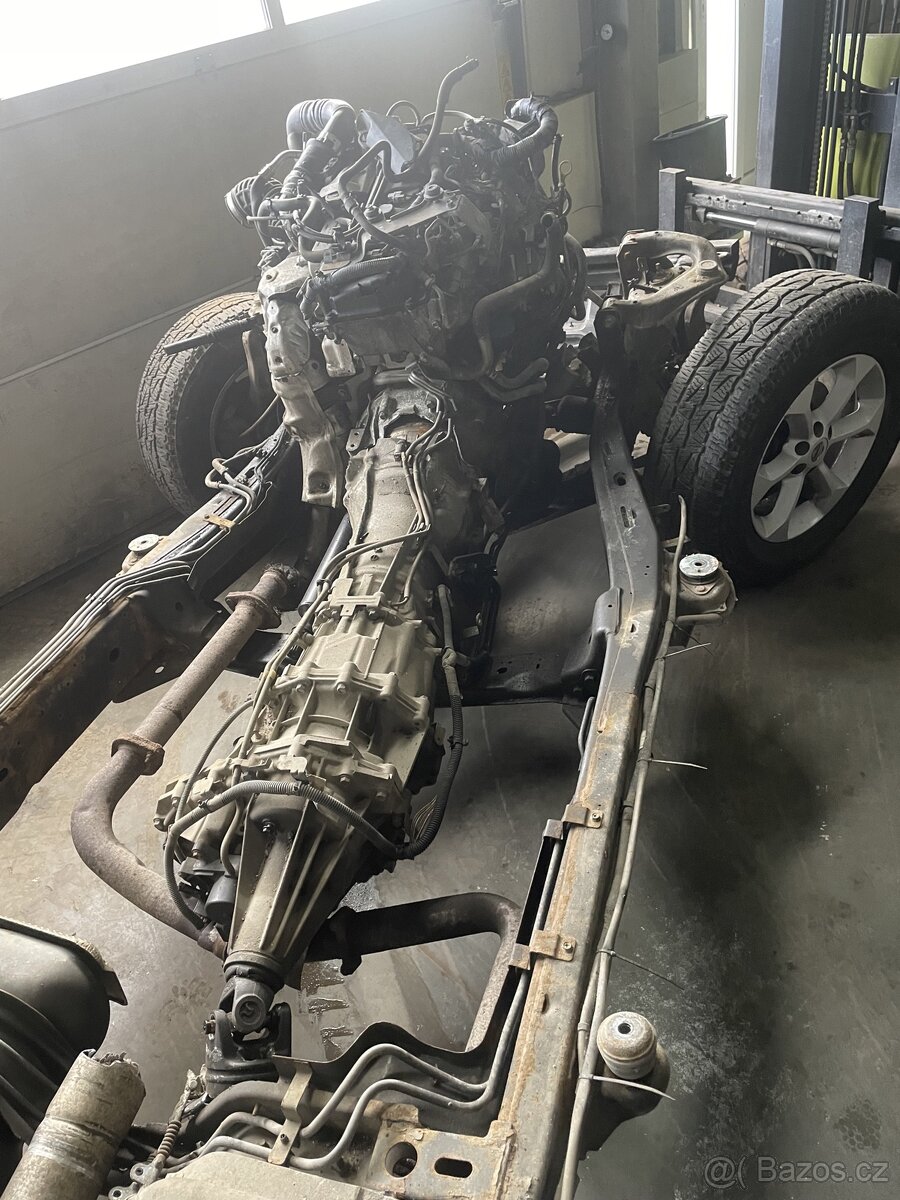 Nissan - 18