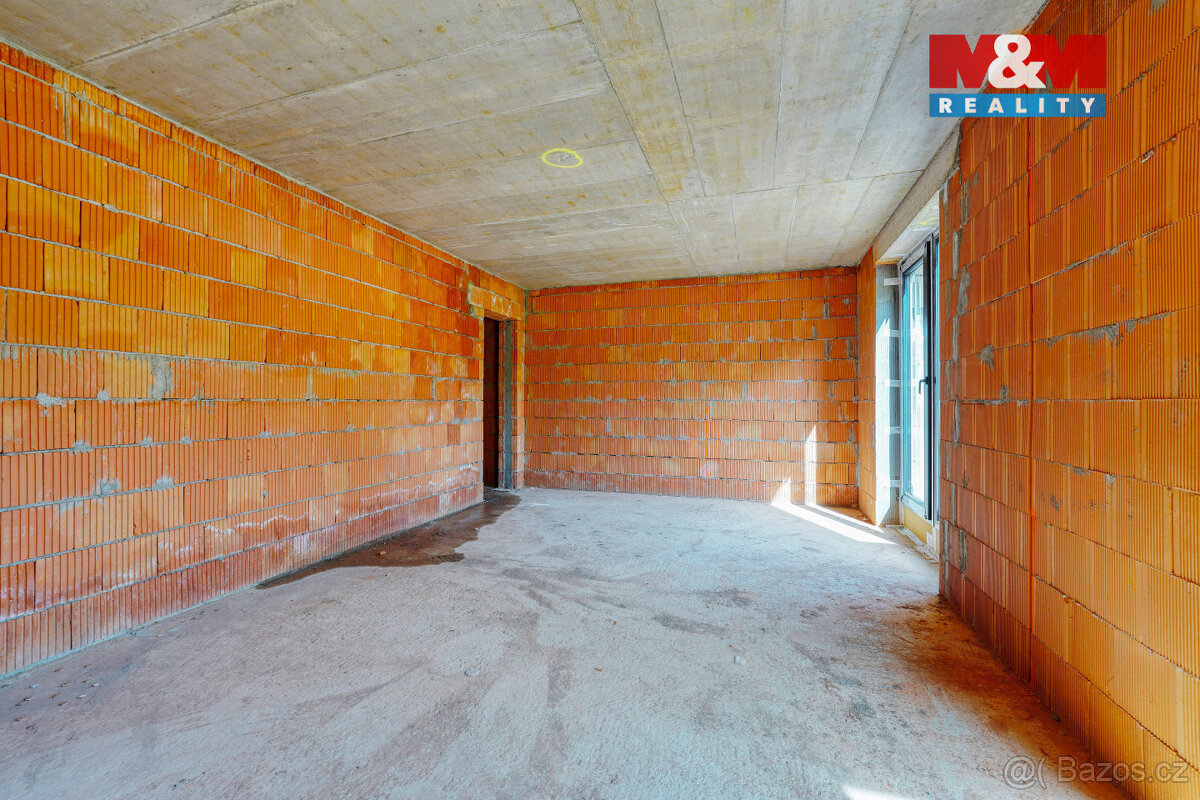 Prodej bytu 2+kk 67 m² + zahrada 118 m² Plzeň, ul. Na Průhon - 18