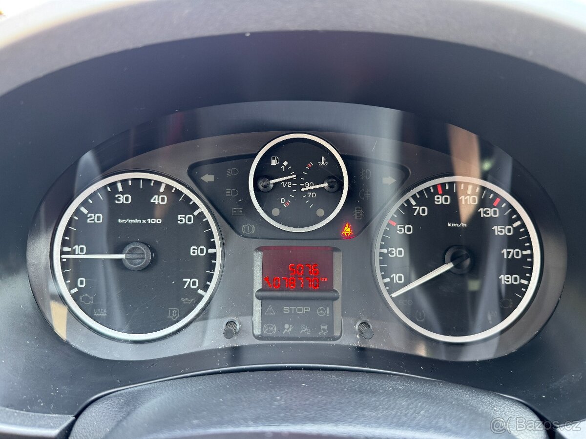 Peugeot Partner Tepee 2017 1.6 HDI úprava pro ZTP - 18