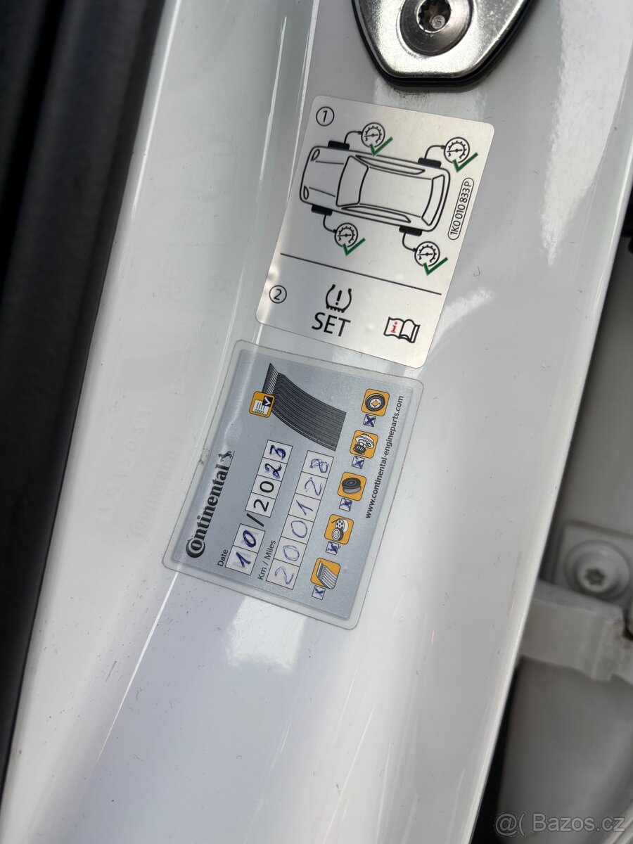 Škoda Superb III – L & K– 2.0 TDi 140 kW – Perfektní stav - 18