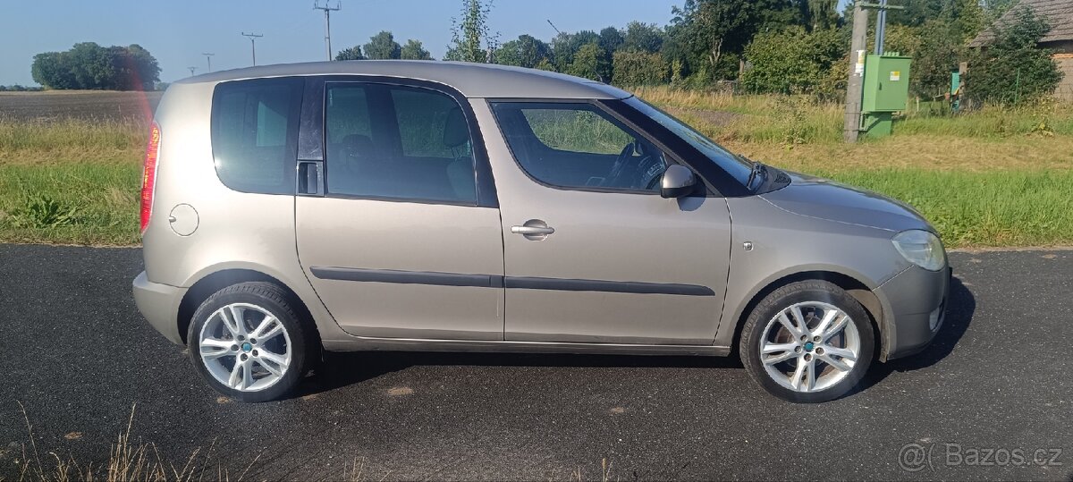 Škoda Roomster 1.4 16V 63KW, Digitální Klimatizace - 18