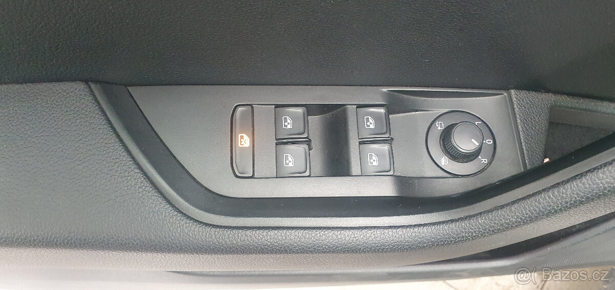 Škoda Superb, 2.0 TDI 110kW / DSG / Navi / TOP stav - 18