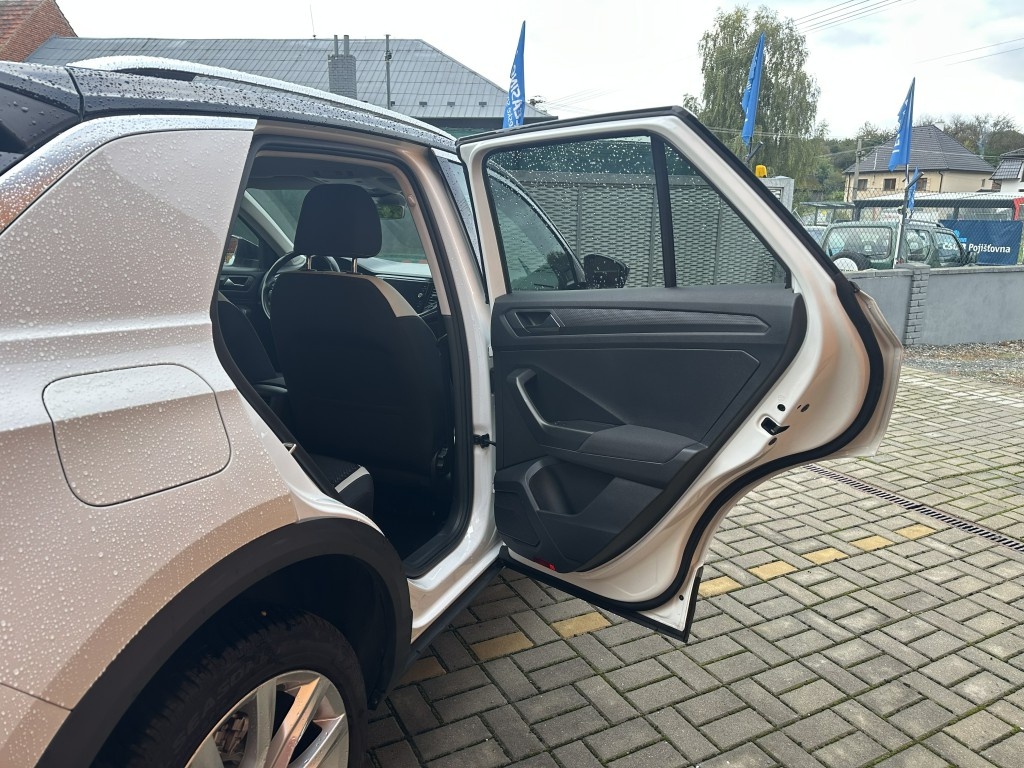 VW T-ROC 1.6TDi 85kW Navigace - 18