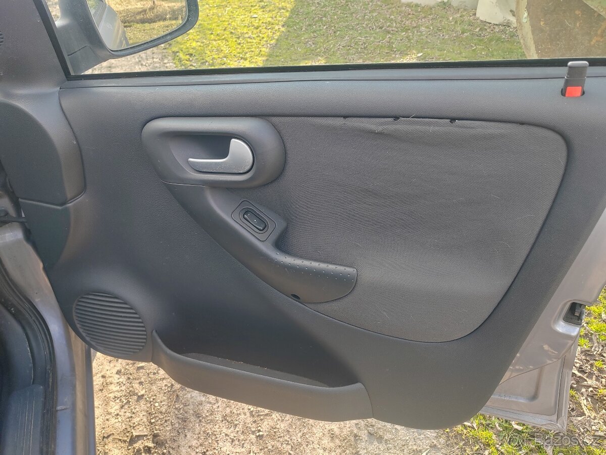 Opel corsa - 18