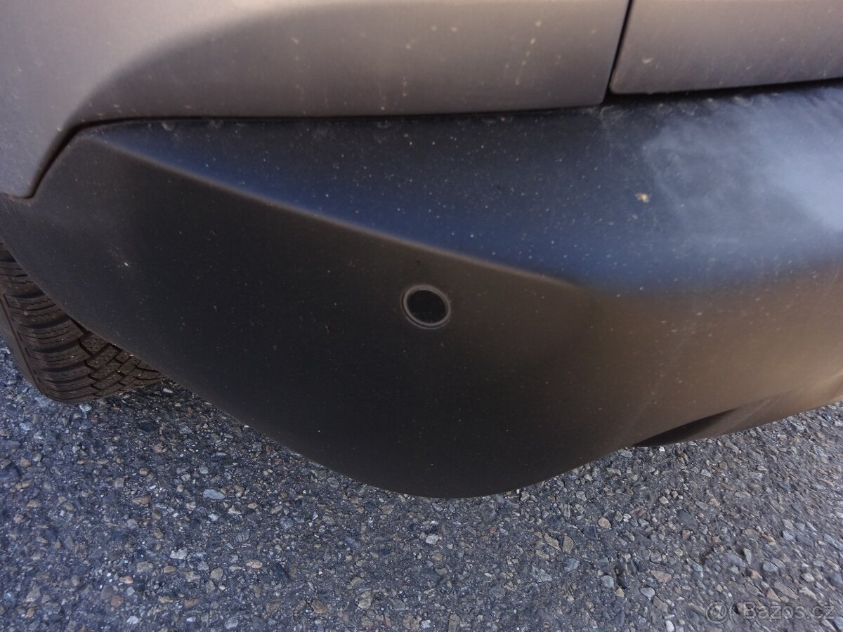 Peugeot 2008 1.4 HDI r.v.2015 (50 kw) Koupeno v ČR - 18