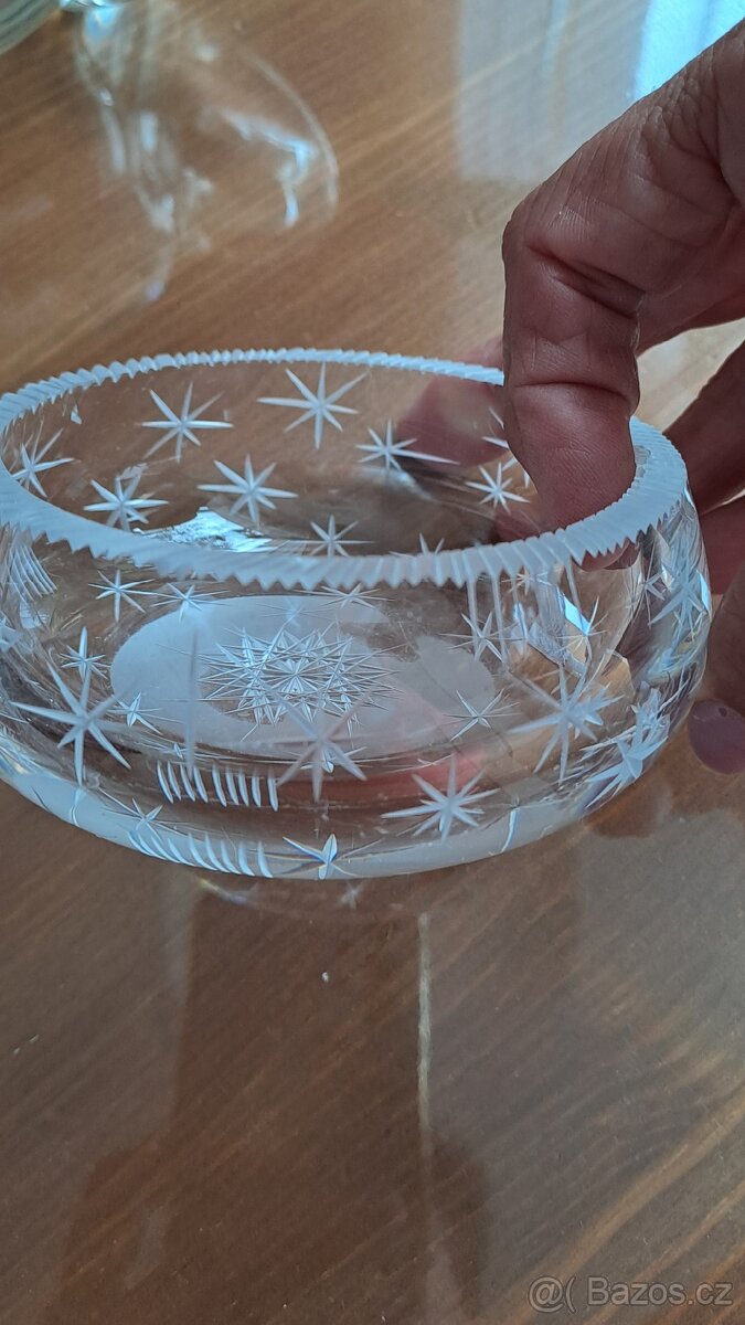 Staré sklo- rosalinové, medové broušené - 18