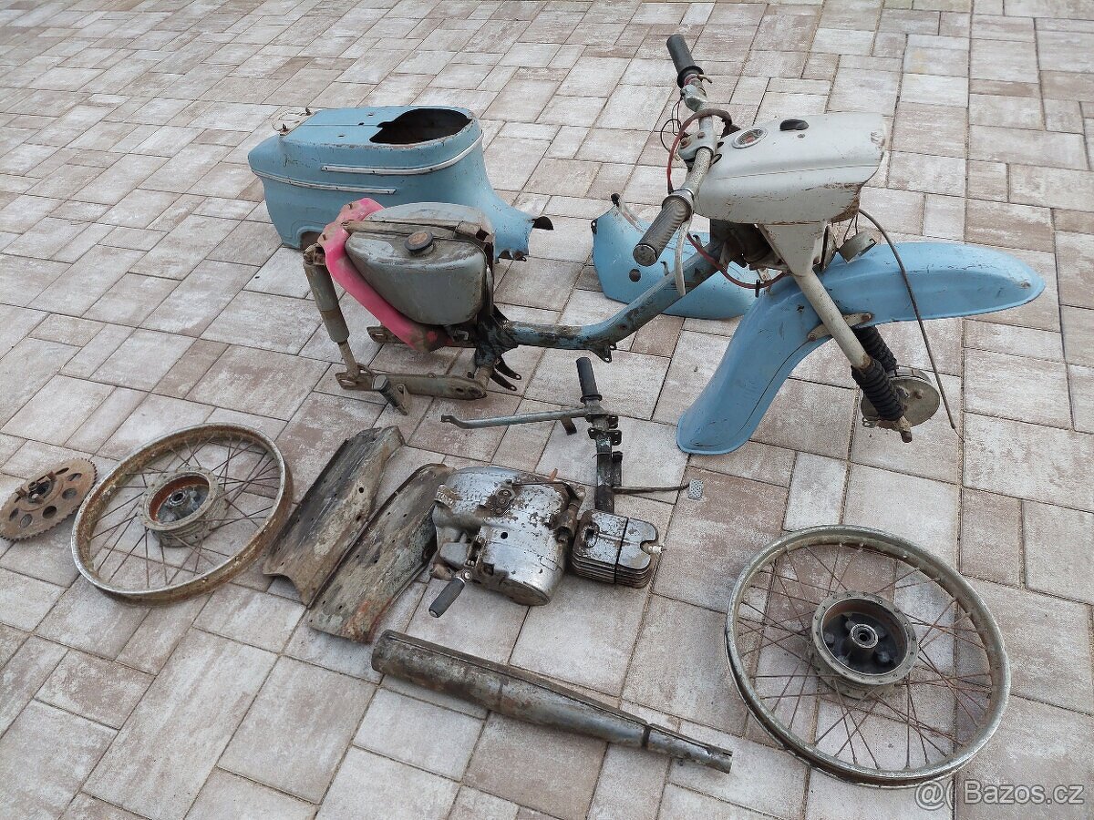 Jawa 50 pionyr, typ 20, puvodni lak holubi modr - 18