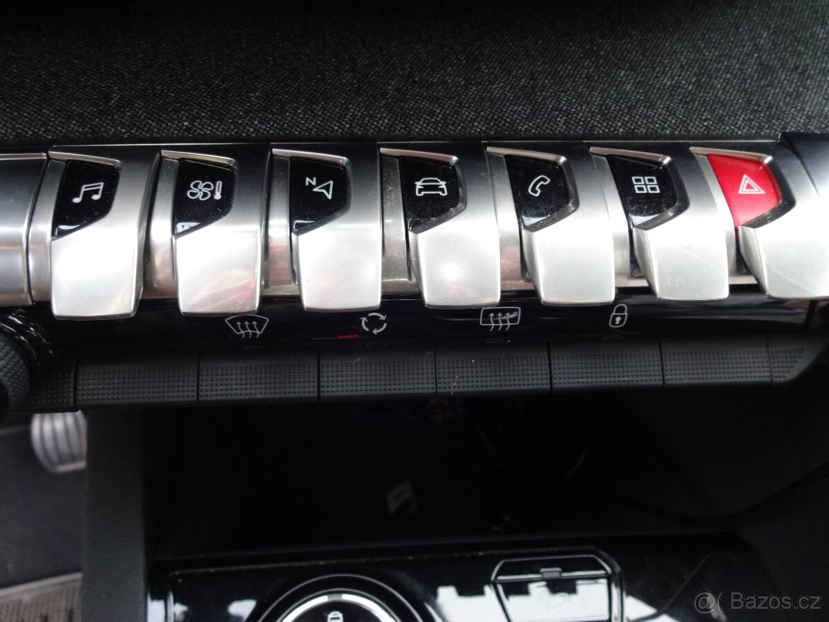 Peugeot 3008 1.2 PureTech 96 kW – pravidelný servis - 18