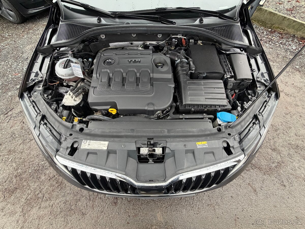 Škoda Octavia 2,0 TDi DSG Style LED, ACC, Nav - 18