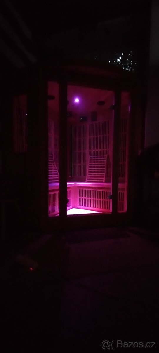 Infrasauna pro 4 osoby(možný odvoz k vám) - 18