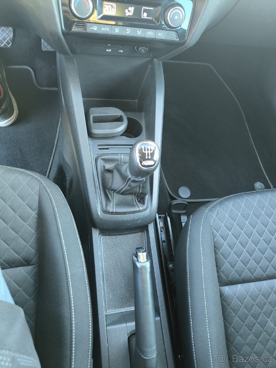 Škoda Fabia 1.2 Tsi 66kw Edition r.v. 2015,114tkm,Serviska, - 18