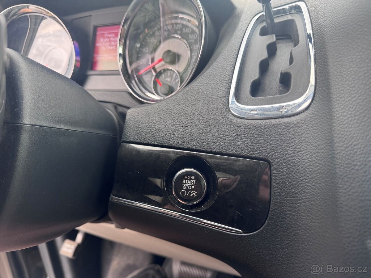 Lancia Voyager 3,6 Platinum LPG 2x DVD ČR 2013 TOP AUTO - 18