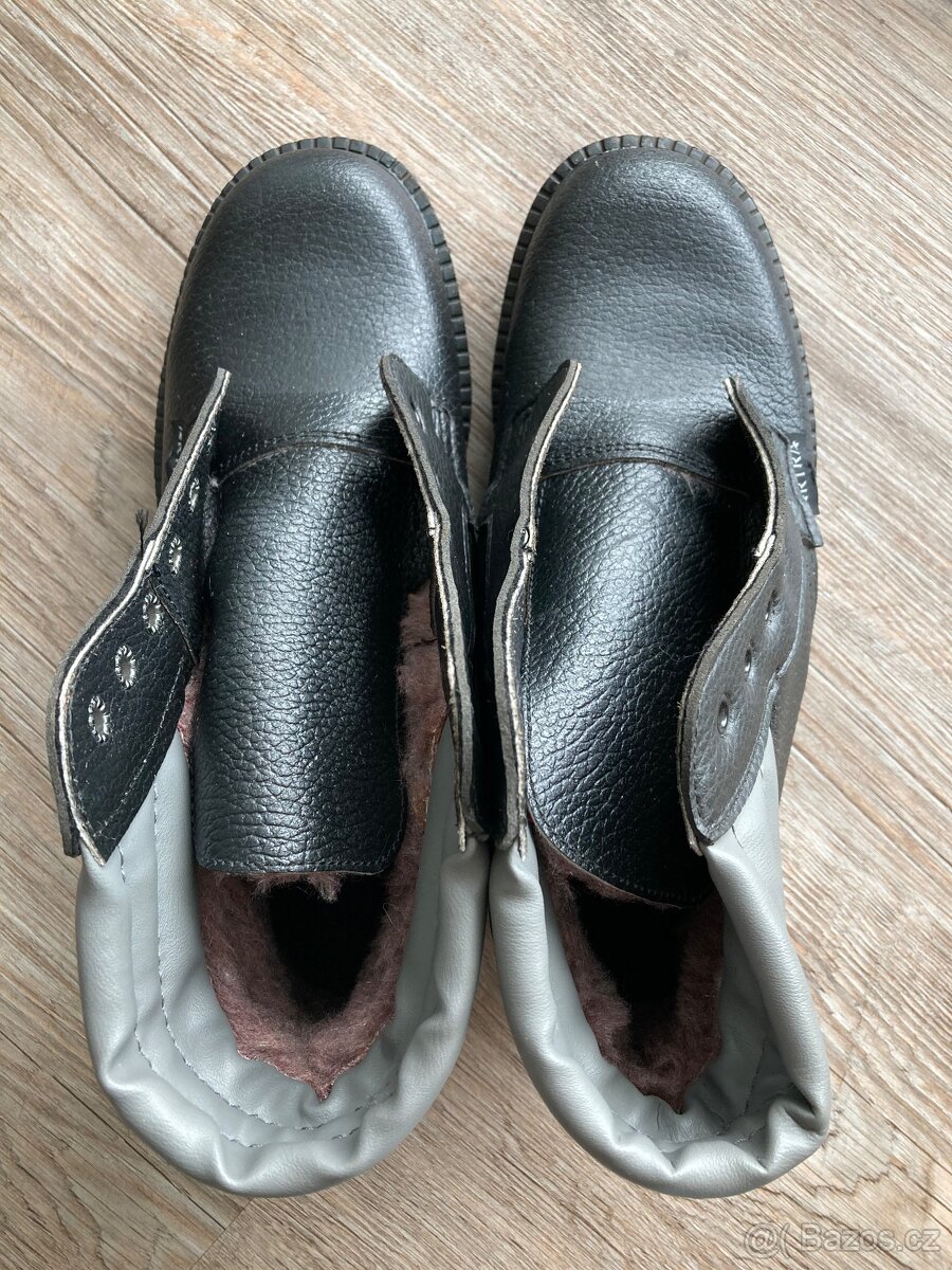 Pracovní / zdravotní obuv - 18