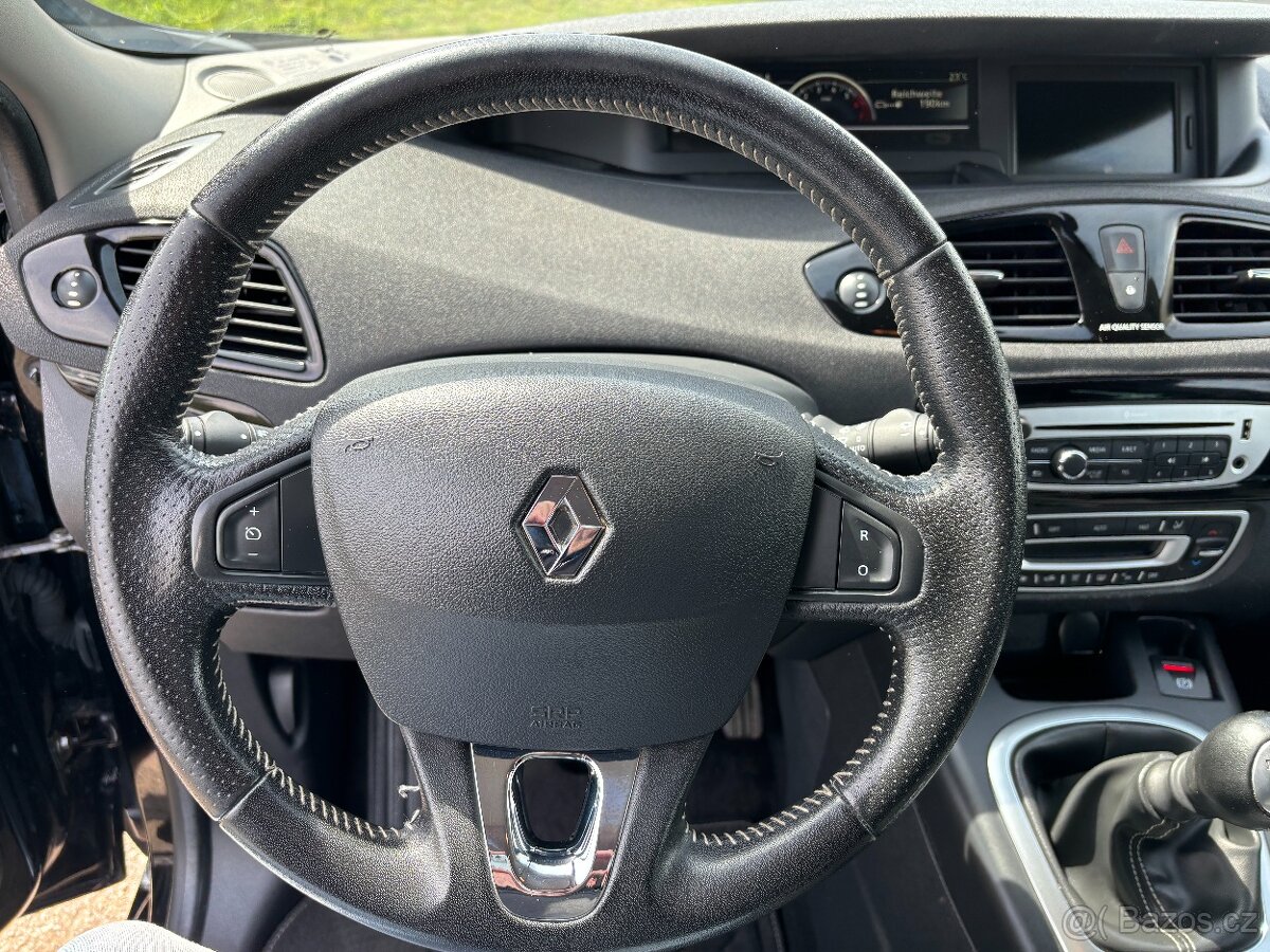 Renault Scénic 1.2 TCe ENERGY BOSE - 18