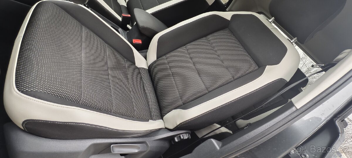 Volkswagen T-Roc 1.6 TDI Navigace Full led - 18