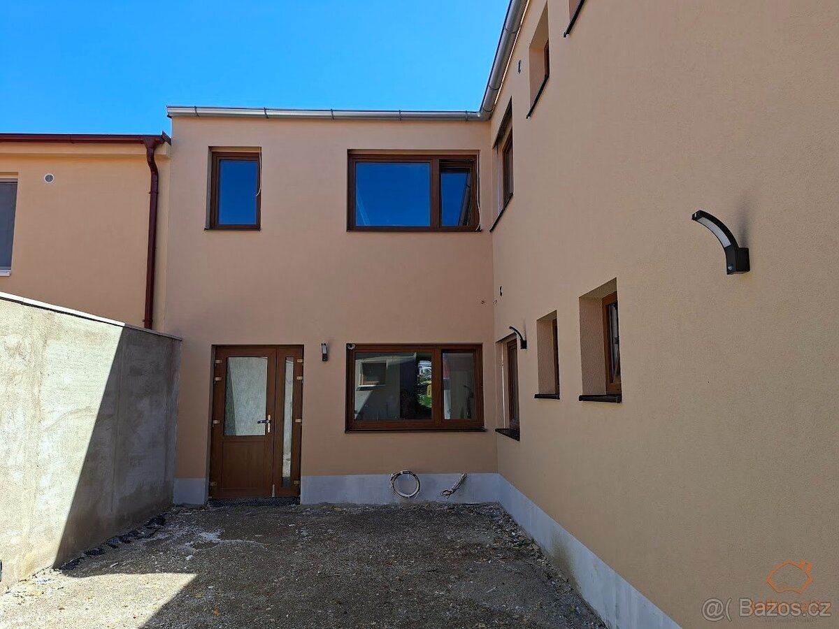 Prodej rodinného domu - 239 m² Měnín, okr. Brno - venkov - 18