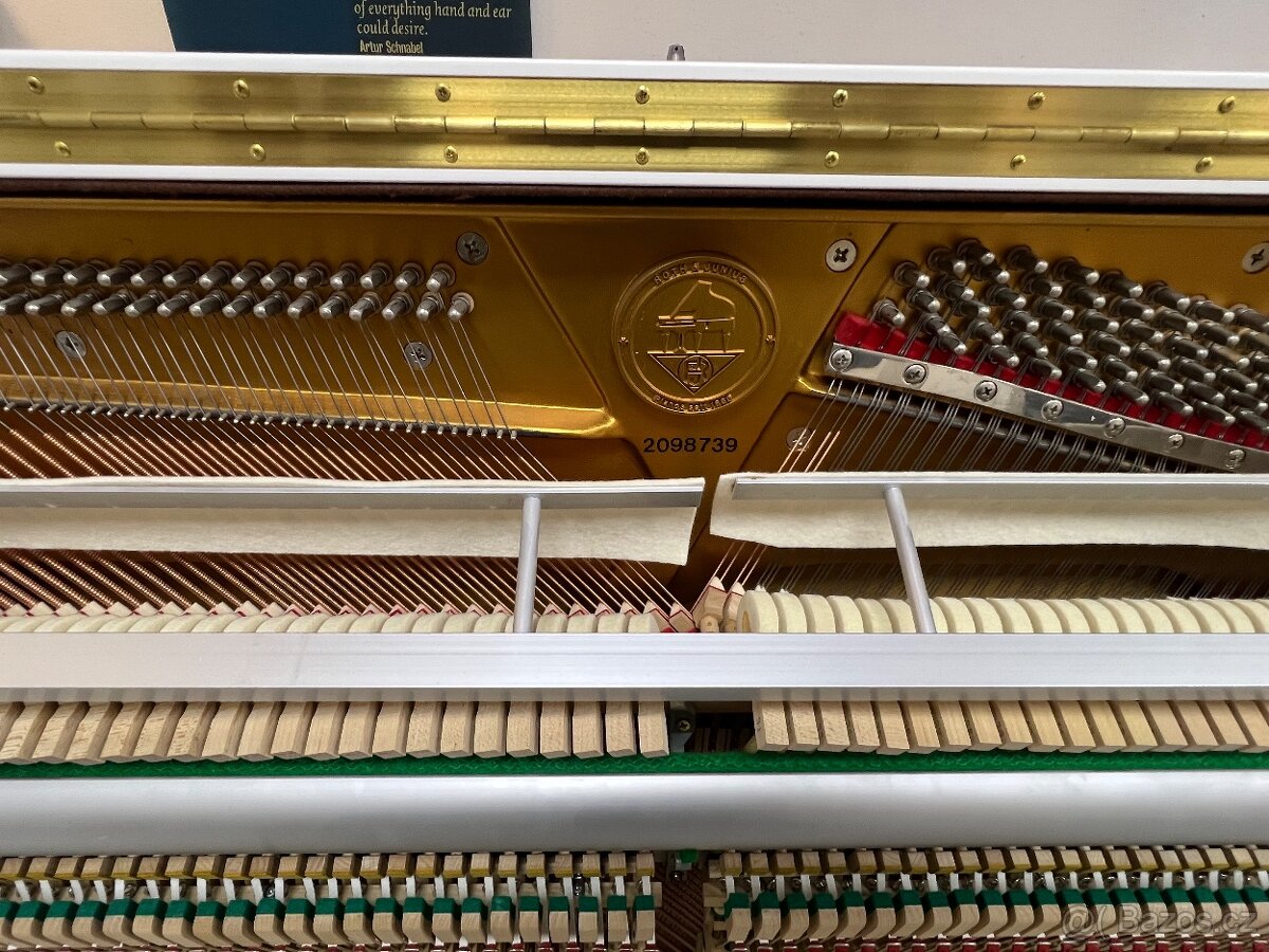 Německé piano Roth &Julius U-121 se zárukou 5 let, doprava - 18