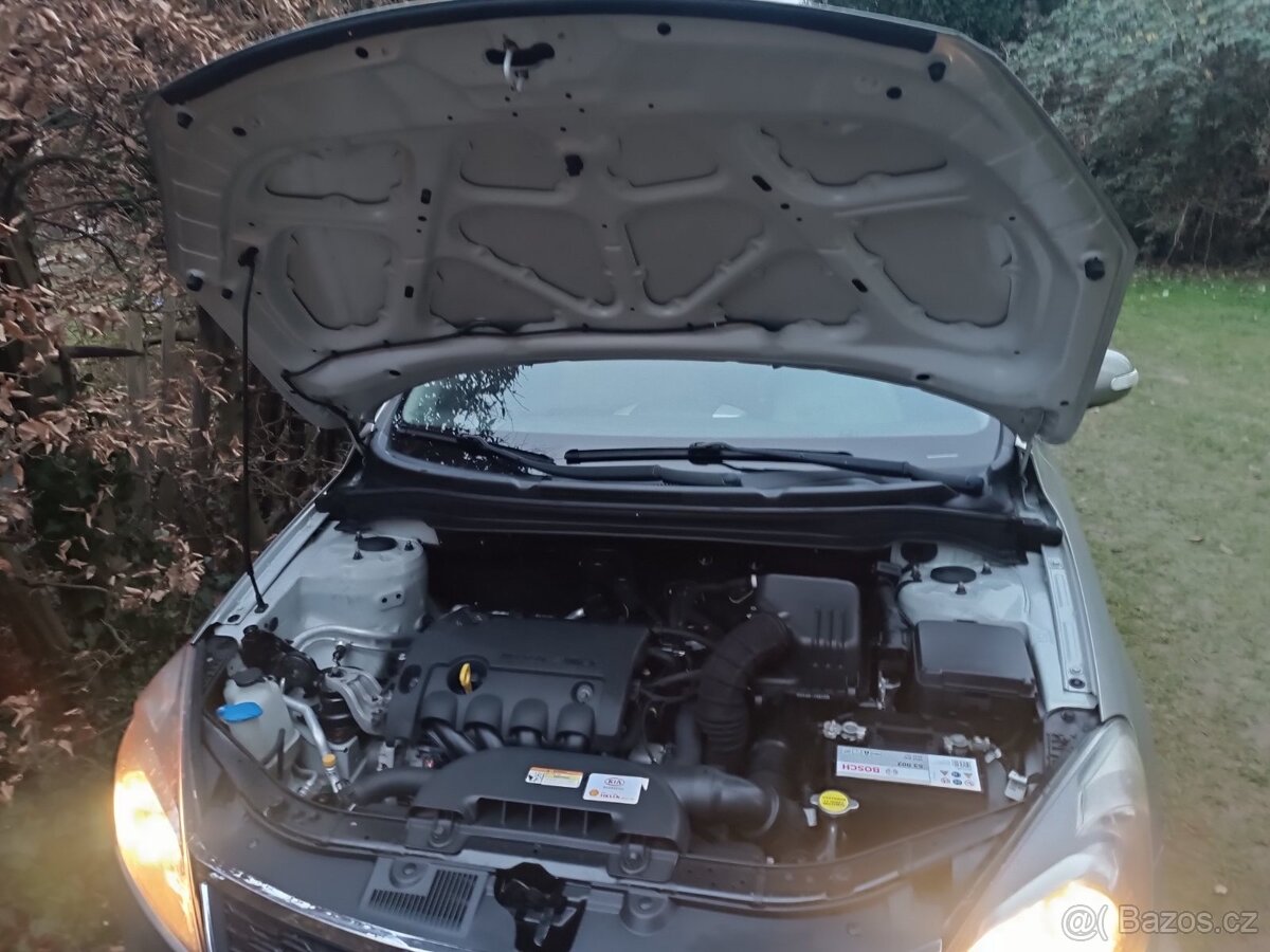 Kia Ceed 2012, 1.6 benzín - 18