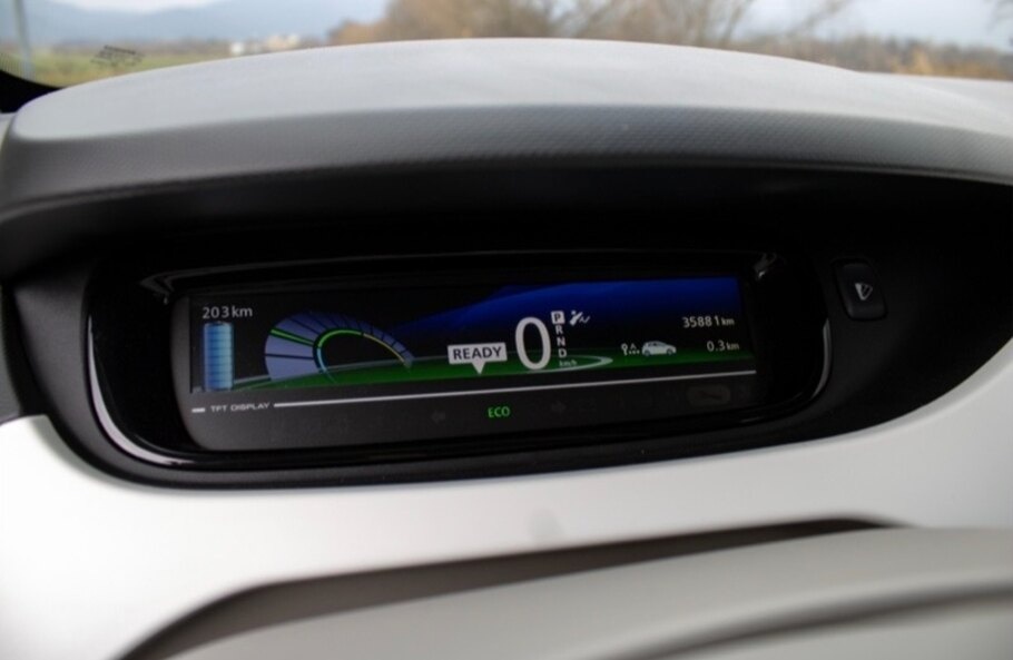 RENAULT ZOE R110 Z.E. 40 - 18