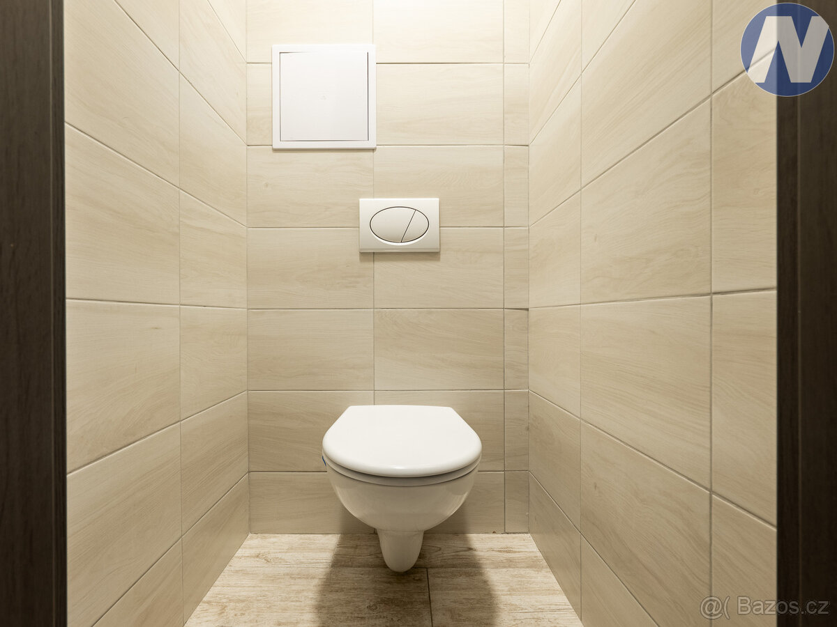 Prachatice, prodej bytu 3+1 s lodžií a garáží - 18