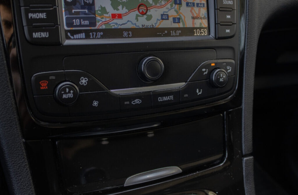 Ford Galaxy Titanium 2.0 Duratorq - 18