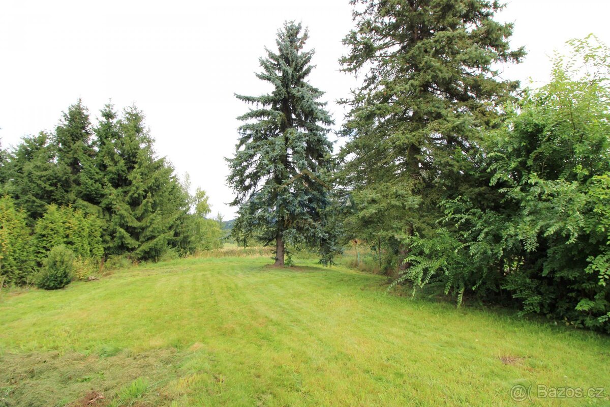 Prodej rodinného domu 350 m2, pozemek 984 m2 Rudé armády, Br - 18