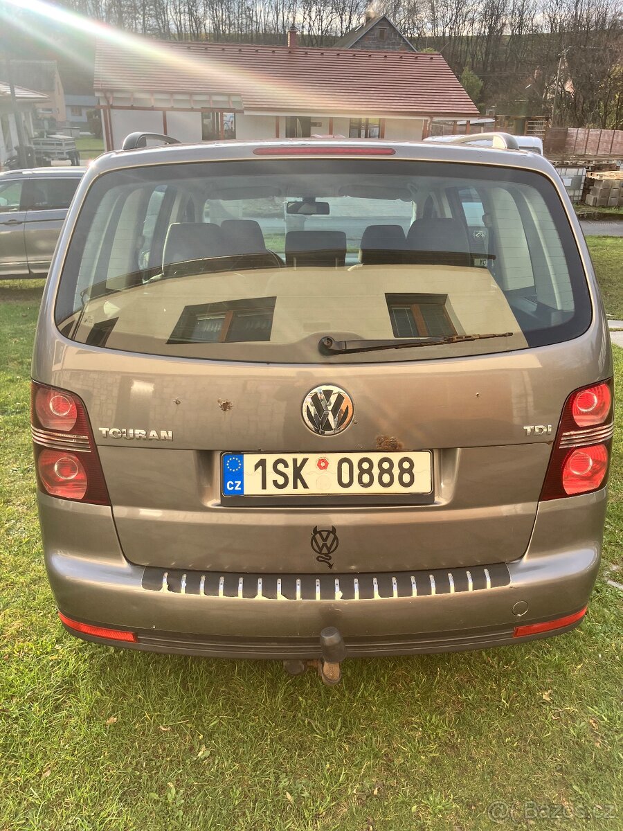 VW Touran 1.9tdi - 18