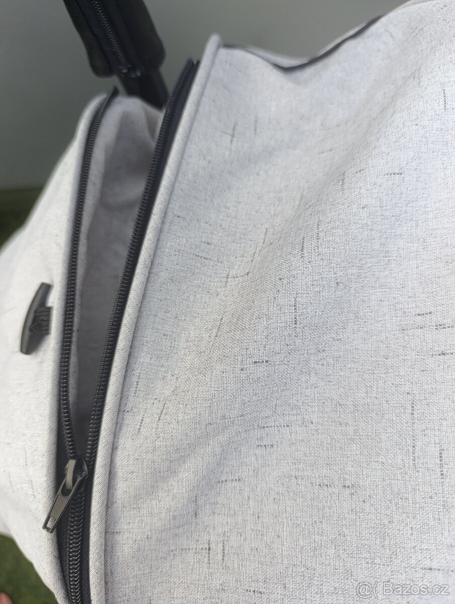 Kočárek Amber - 18