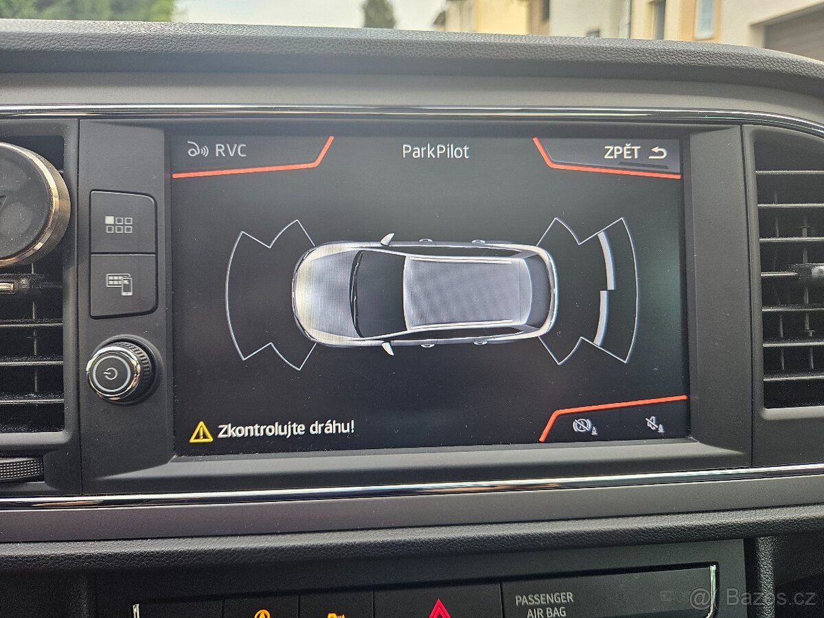 Seat Leon, 1.5 TGi, 2020, Kombi, Zimní sada pneu - 18