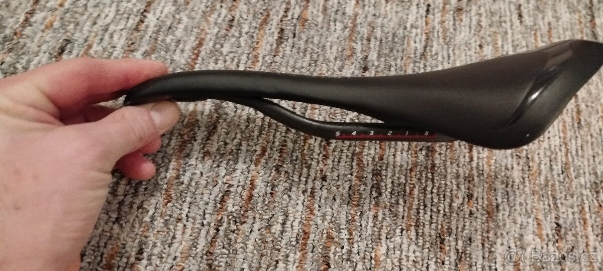 Specialized Carbon velikost S - 18