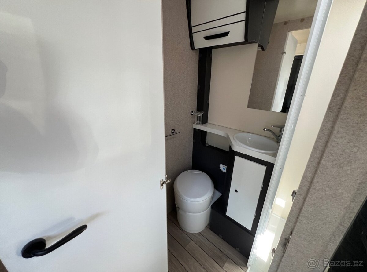 FORSTER 699 DVB 2025 18 TIS KM DPH TOP VÝBAVA - 18