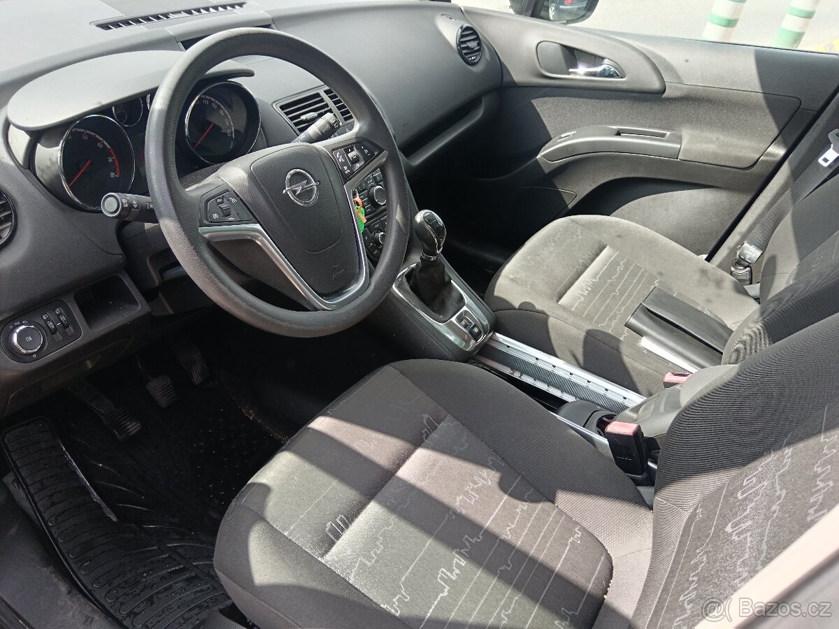 opel meriva - 18