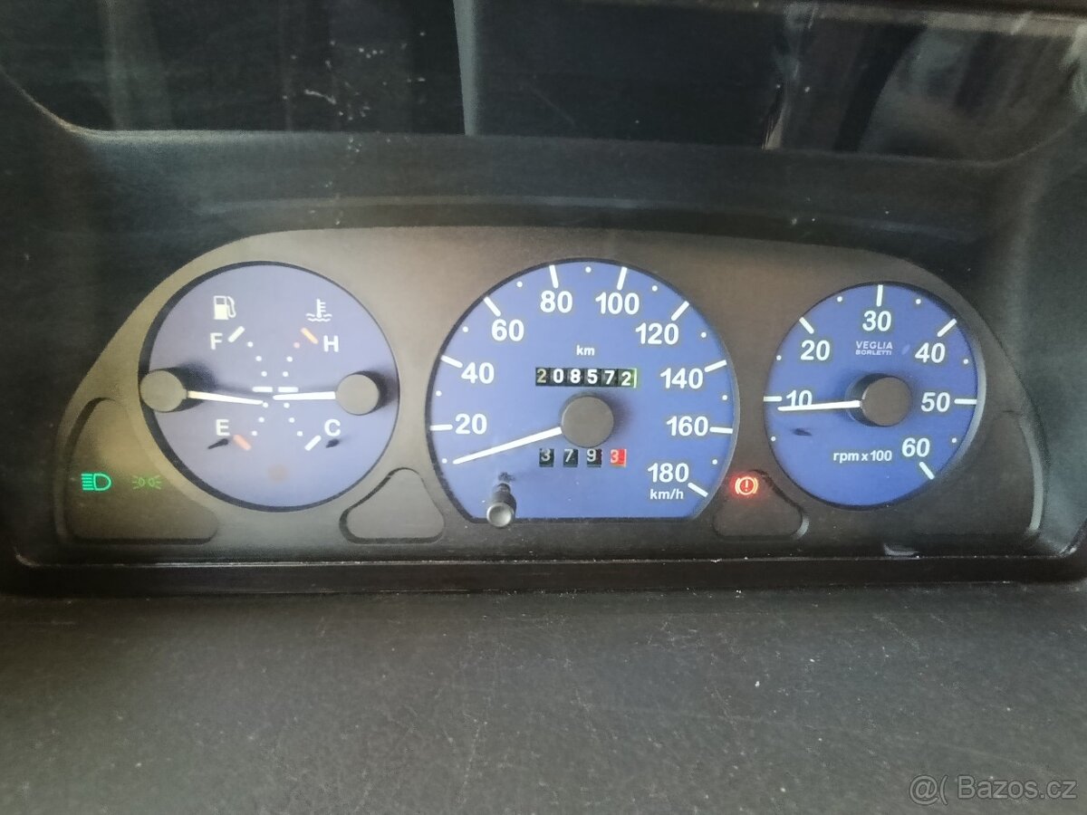 Prodám obytný vůz Fiat Ducato LMC r.v.2000 - 18