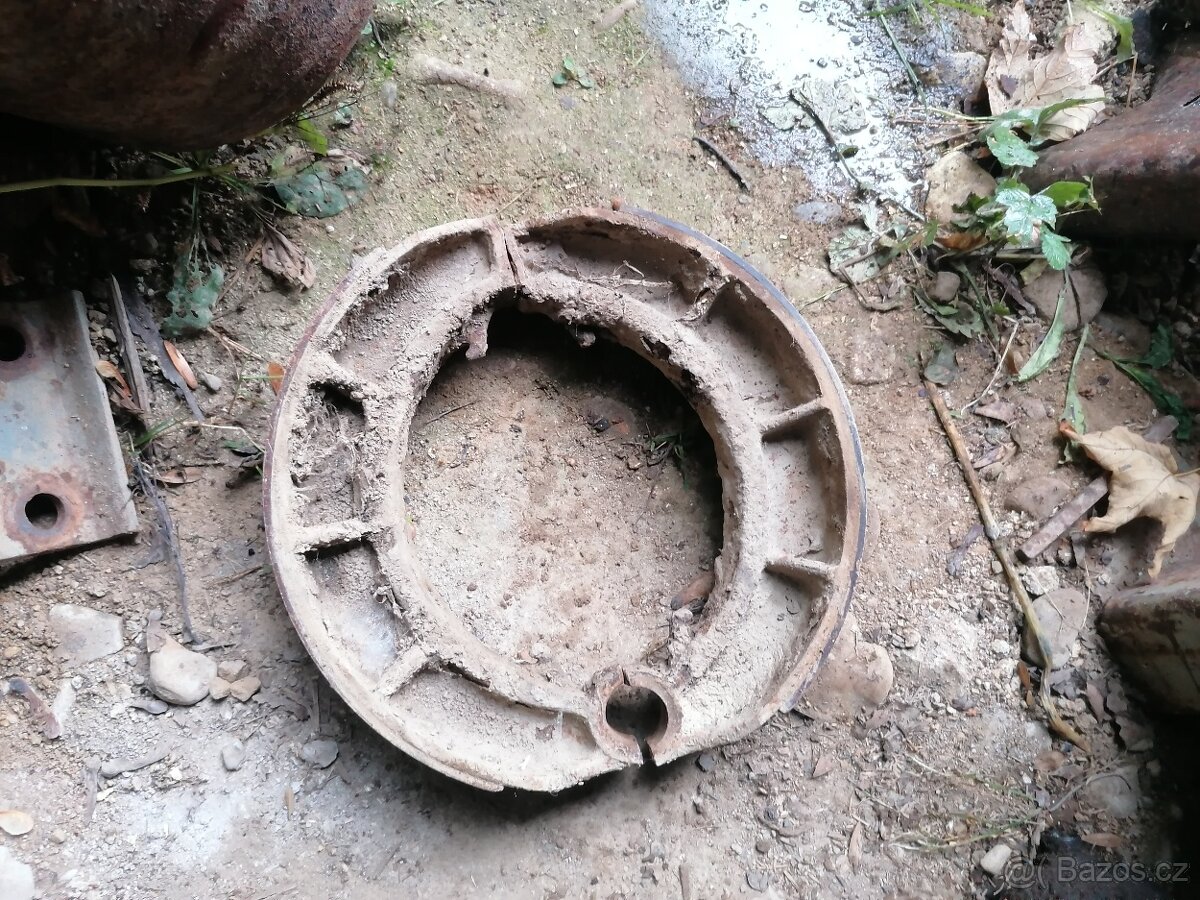 Prodám tažné oko navařovací, svařovací otoční, šrobovací - 18