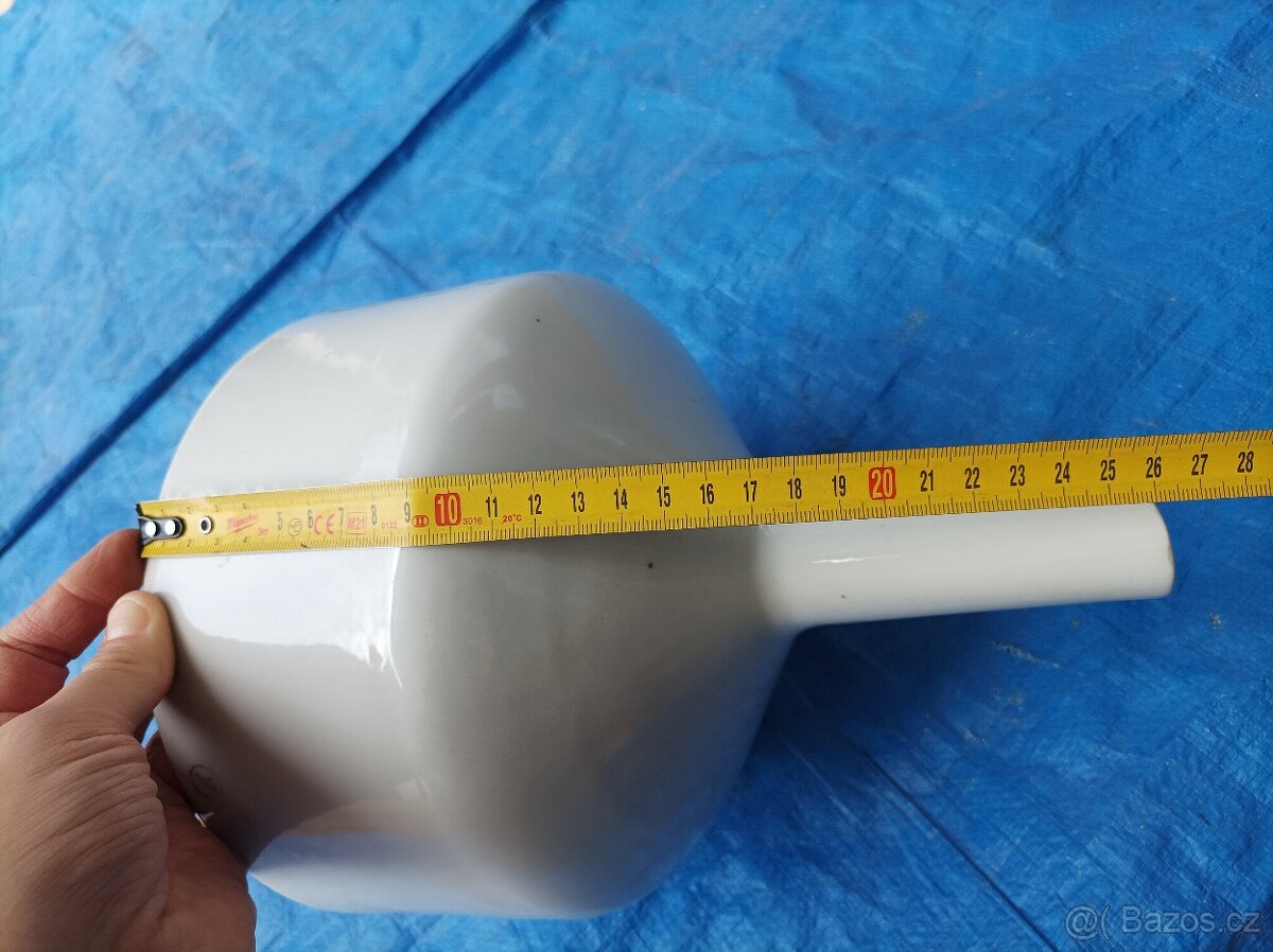 Porcelánový trychtýř - sítko, průměr 21 cm - 18