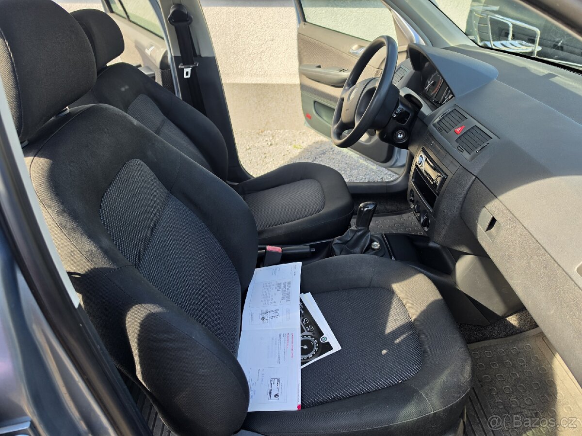 Škoda Fabia
1.2 12V HTP 47kw TZ - 18