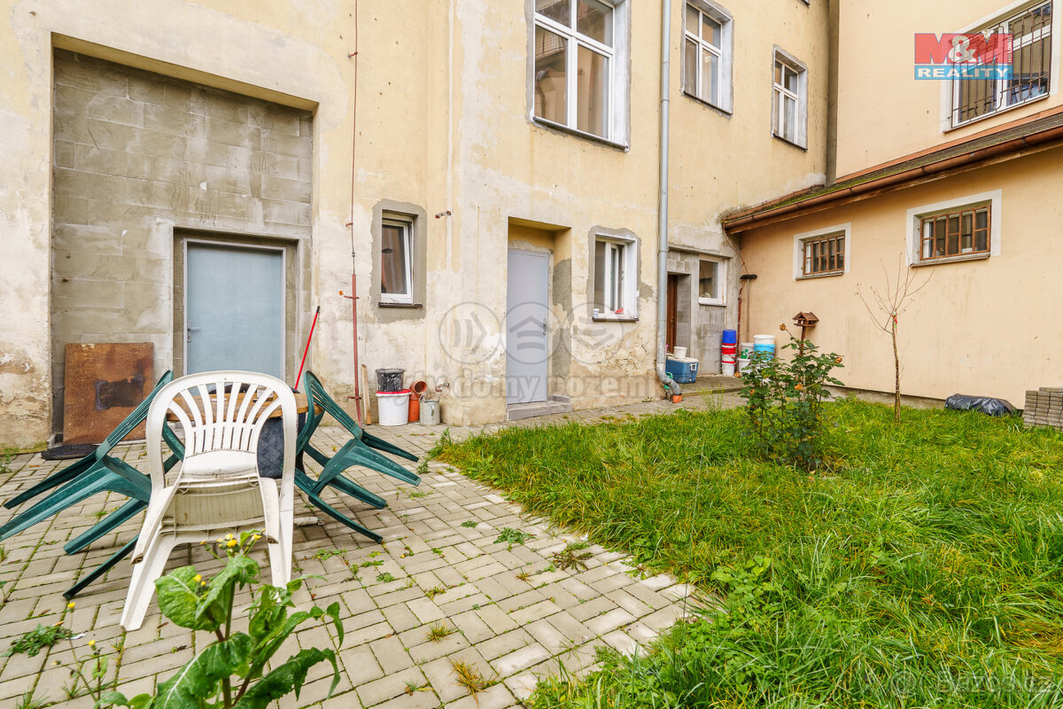 Prodej nájemního domu, 802 m², Sokolov, ul. Nádražní - 18