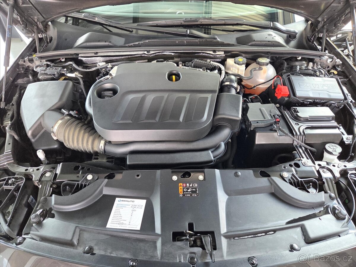 Opel Insignia ST 2,0 CDTi 4x4 GS Line ČR 1.majitel - 18