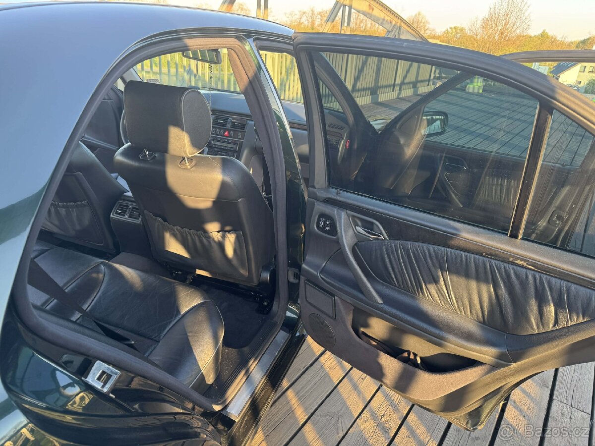 Mercedes-Benz w210 E320 - 18