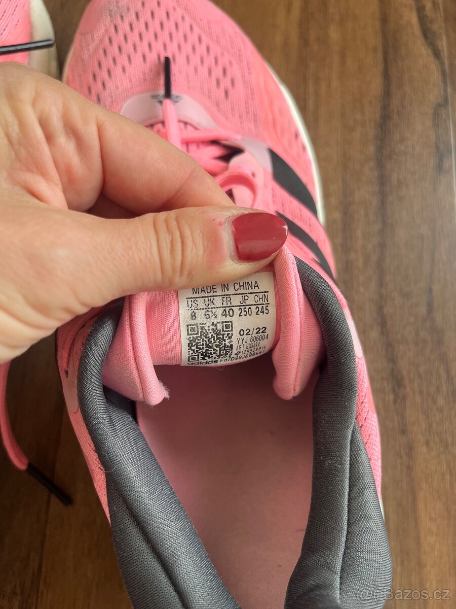 Dámské běžecké boty Adidas Solar Boost - 18